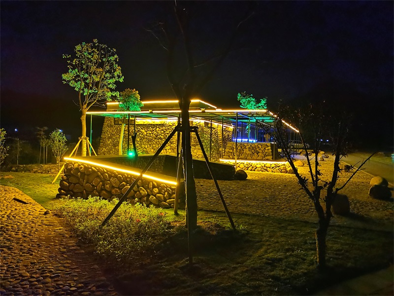 微光太能陽(yáng)景觀燈夜景